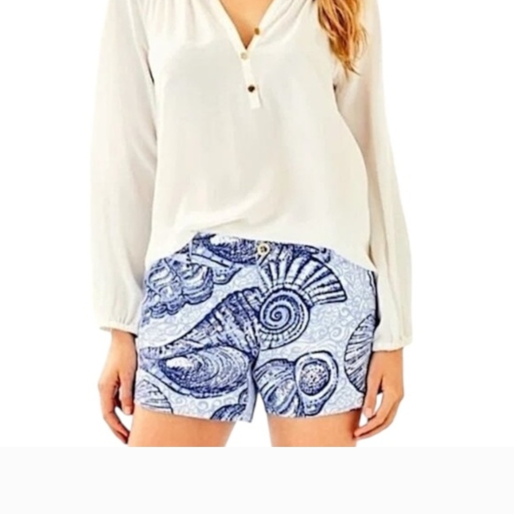 Lilly Pulitzer Callahan 5" Inseam Blue and White Shell-Print 100% Cotton Shorts